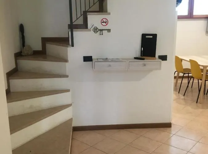 Don Abbondio 아파트