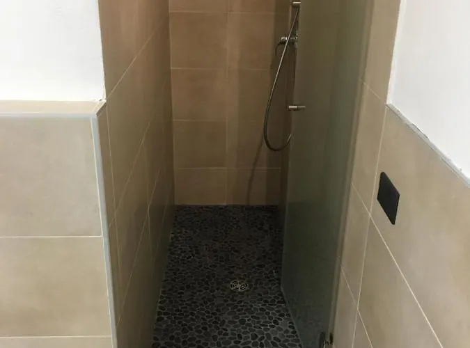 Don Abbondio 아파트