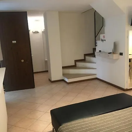 Don Abbondio * Verona